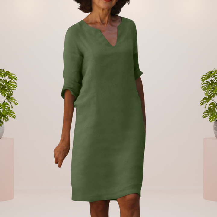 Elegante vestido con escote en V