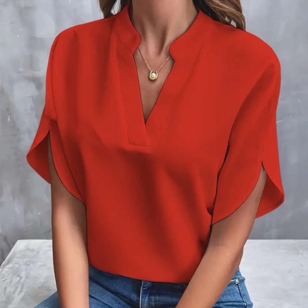 Elegante blusa con un corte refinado