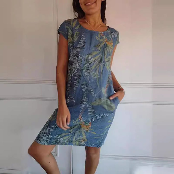 Vestido con cuello redondo y estampado