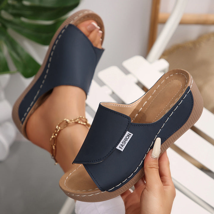 Cómodas sandalias con suela