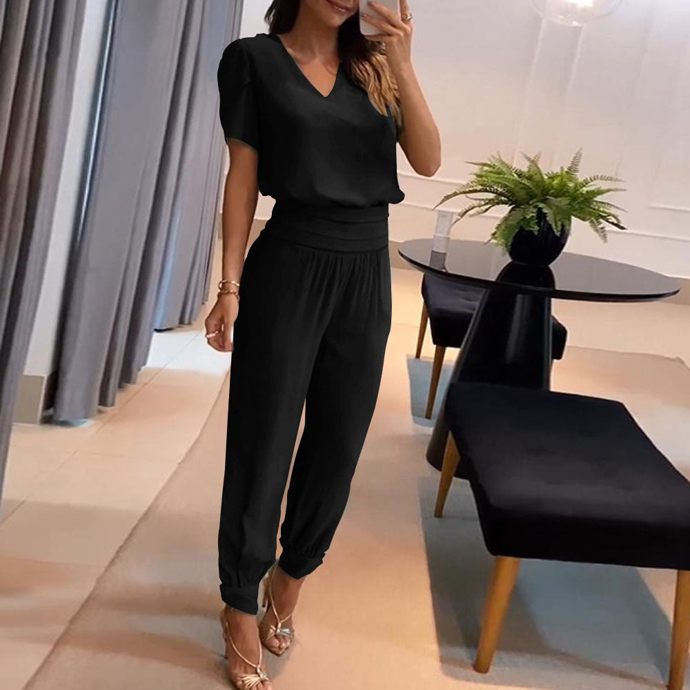 Conjunto de moda con blusa y pantalones