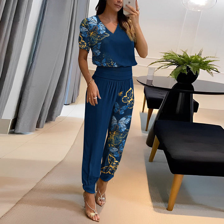 Conjunto de moda con blusa y pantalones